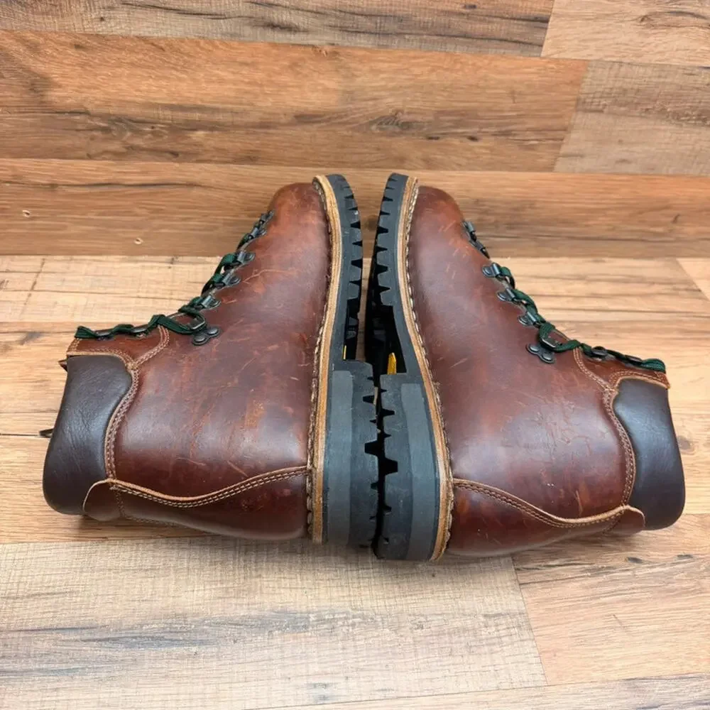 Vtg Scarpa LL Bean Vibram men size 9 Brown Leather Norwegian Welt Hiking Boots